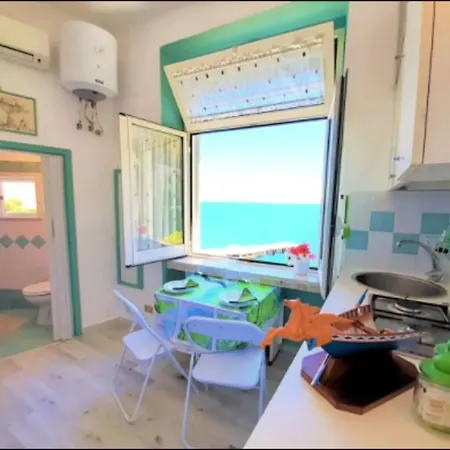 Amalfi Coast Tiny Loft For Couples Or Solo Traveler Minori